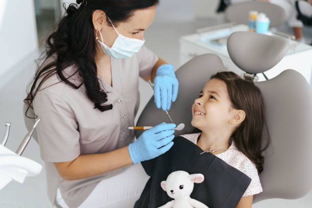 Best Emergency Dentist for Knocked-Out Tooth in Rossvle, IL
